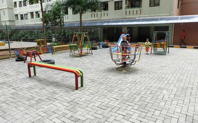 Homey and Simply 2BR Kebagusan City Apartment