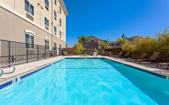 Holiday Inn Express Los Angeles Airport Hawthorne by IHG