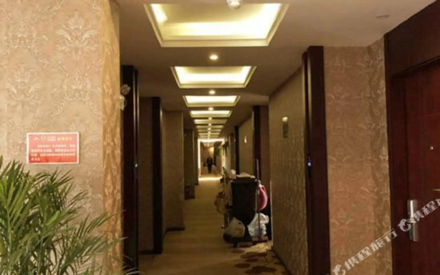 Super 8 Hotel Select (Chuzhou Dongpo West Road Langyashan Subway Station Branch)