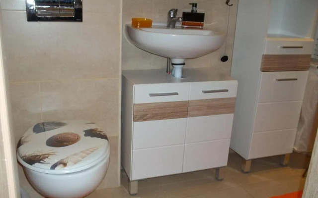 Madamme Curie Apartment