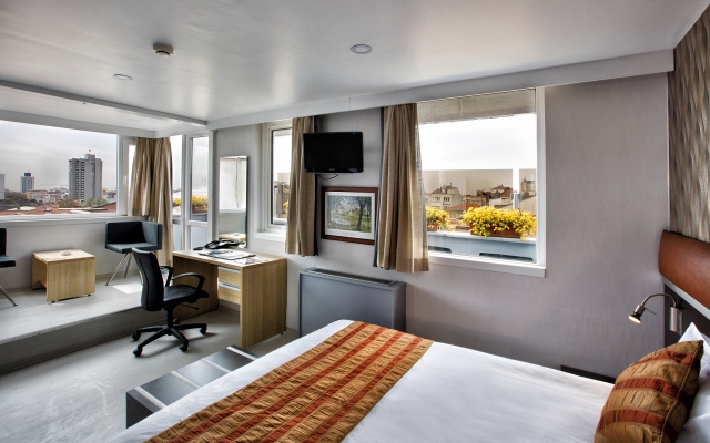 Gallery Residence & Hotel