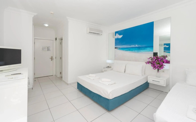 Bendis Beach Hotel