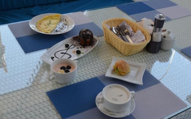 Отель «Гранд Море»