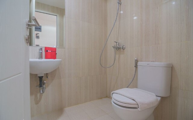 RedDoorz Apartment @ Sentul Tower