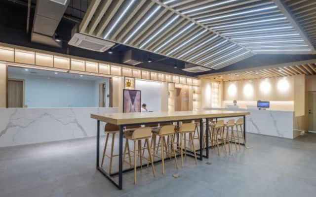 Xinlantu Culture Hotel