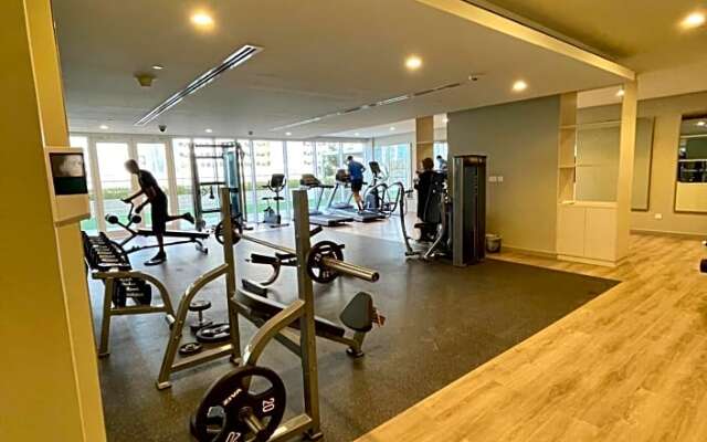 Reva Aparthotel next Burj Khalifa