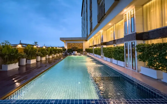 Golden Empire Suvarnabhumi Hotel