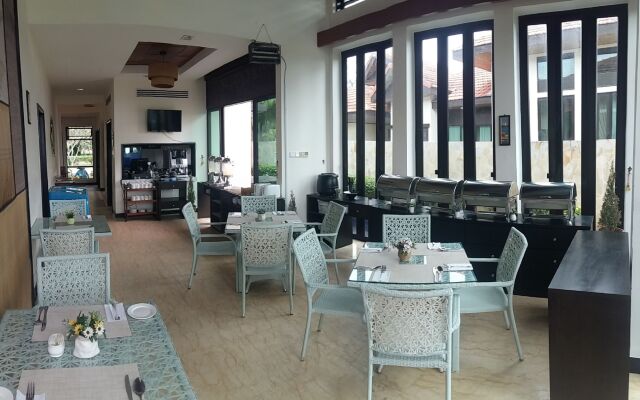 Borneo Beach Villa & Suite
