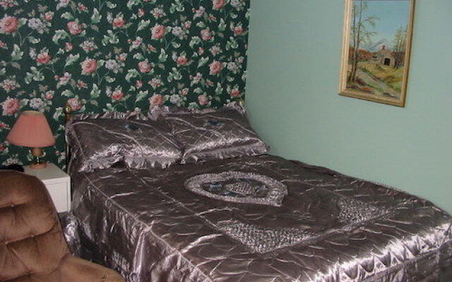 Cadboro Bay Bed & Breakfast