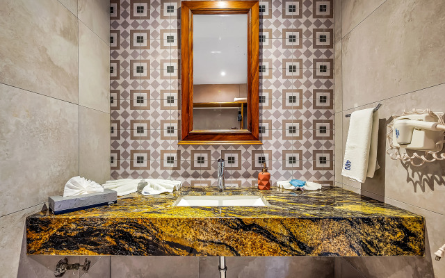 Marboka Hotel & Suites