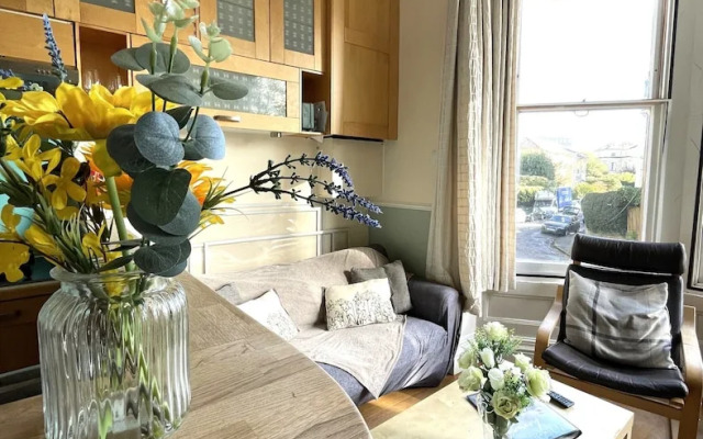 Lovely Victorian Apartment in Clifton Village