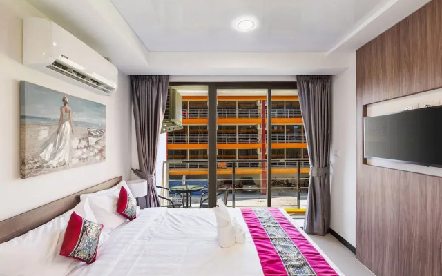One bedroom Condo in Naiharn P209