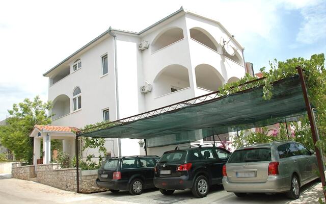 Apartments Lukić 1944