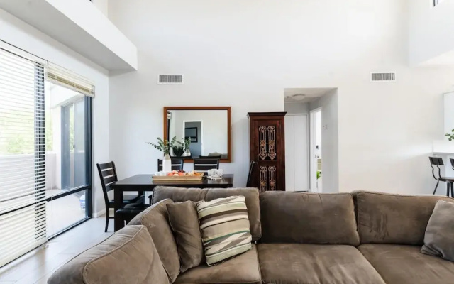 N 75th St #202 - Ivory II