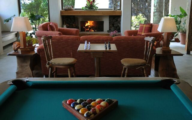 Poas Lodge