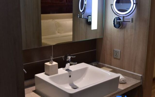 Rezen Hotel Wuduo