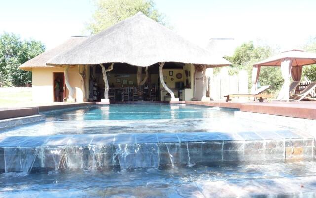 Muweti Bush Lodge