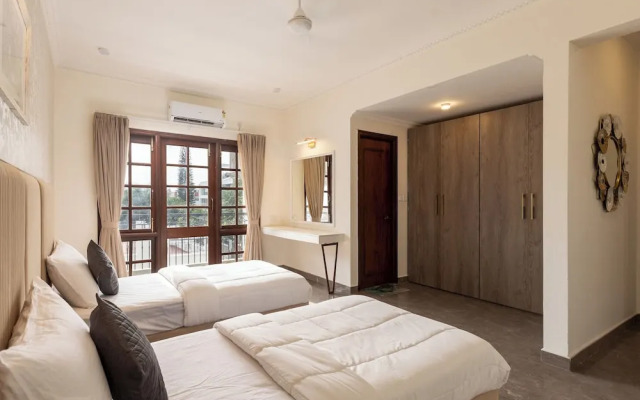 Amber Apartment 103 by Stayjade