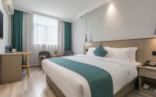 GreenTree Inn Fujian Fuzhou Sanfangqixiang Express Hotel