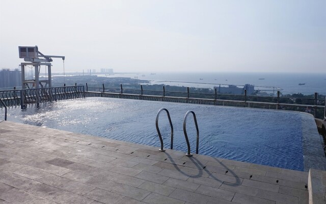 Elegant and Relaxing @ 1BR Northland Ancol Apartment