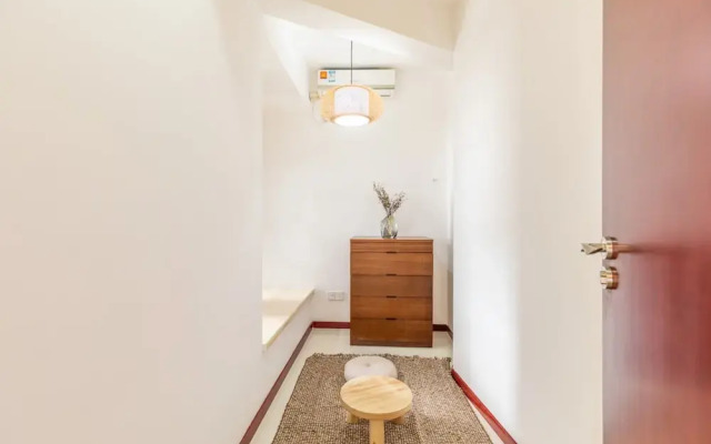Locals Boutique Apartment Huafa Plaza 30