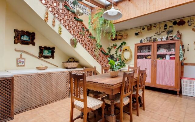 Beautiful Mansion in Hermigua, La Gomera With Patio