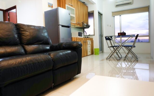 Strategic Location 2 Bedroom Sudirman Park By Travelio