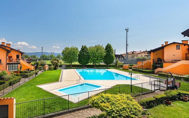 I Girasoli C14 Apartment by Wonderful Italy