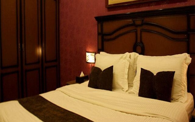 Nawara Riyadh Gallery