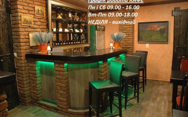 Мотель "Гостинний Двір"