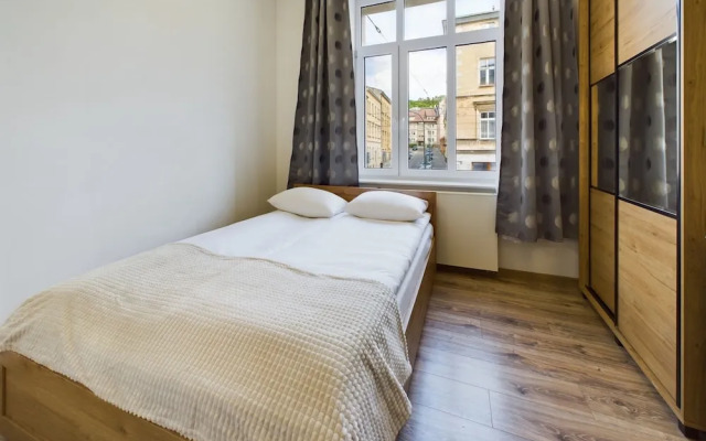 Wooden Cracow Studio by Renters