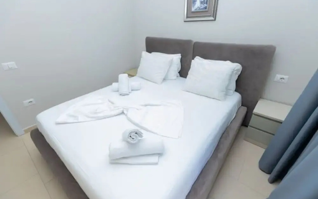 Pool View Apartment - Diamond Hill Resort SPA