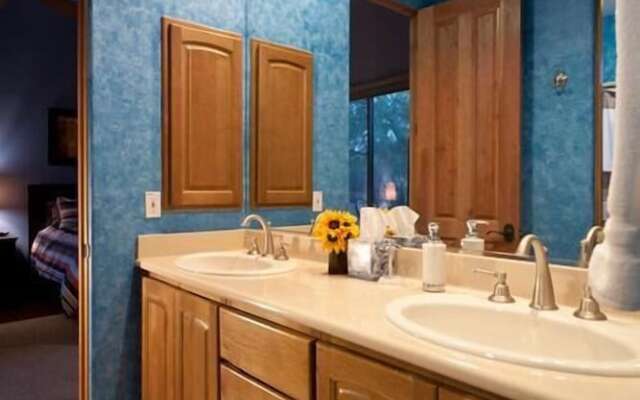 Troon Monument By Signature Vacation Rentals