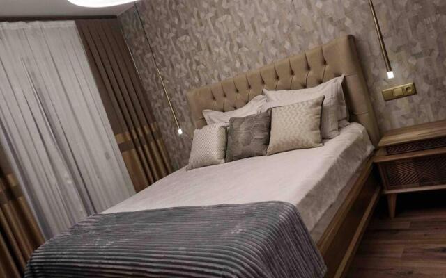 New Luxury 3-bedroom apartment