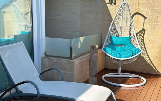 Piso sobre mar junto al Faro de Suances