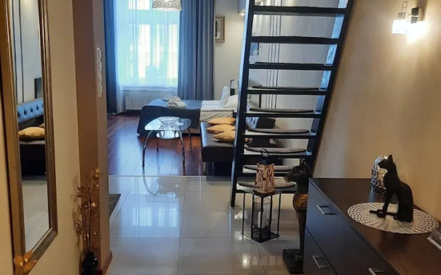 Luxury Senate Apartment
