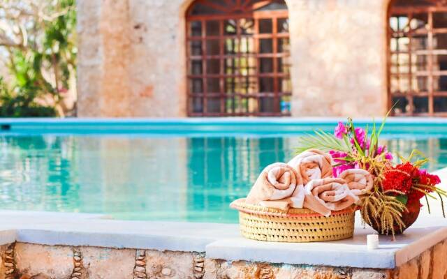 HACIENDA HISTÓRICA Blanca Flor Del Siglo XVI