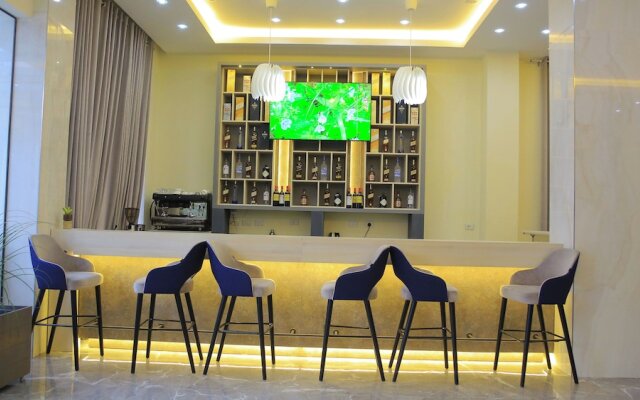 Triple-e Hotel and Spa