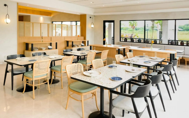 ARTOTEL Casa Cikarang