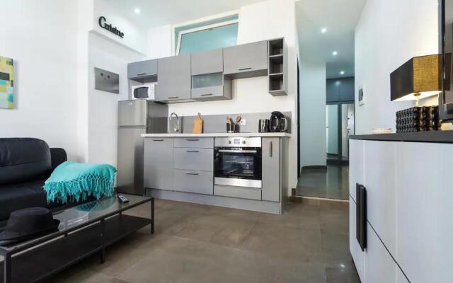 Feel Home - France 15