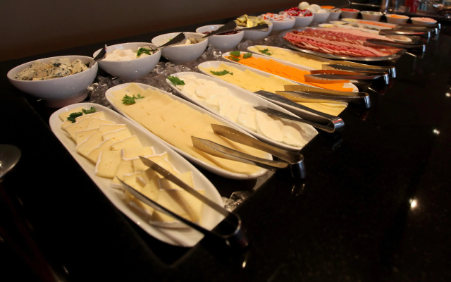 Holiday Inn Express Birmingham Redditch by IHG