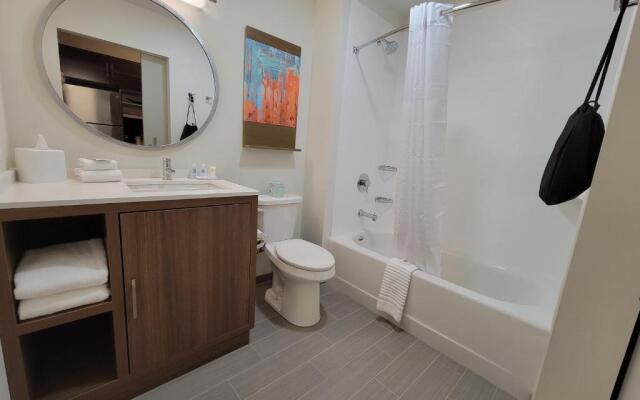 MainStay Suites Gaylord