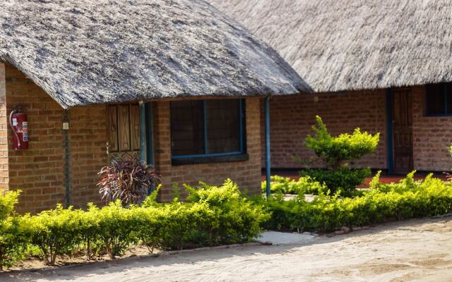 Mkunkhula Baobab Lodge