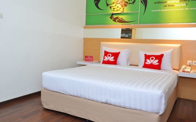 ZEN Rooms Basic Kedung Sari Wonorejo