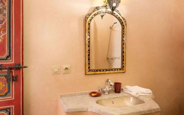 Riad Julia
