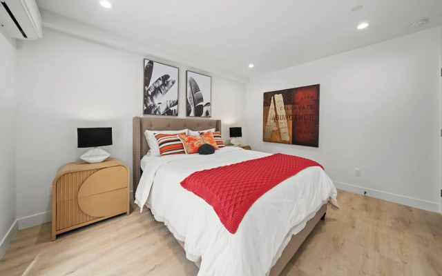 Serene Escapes Hollywood