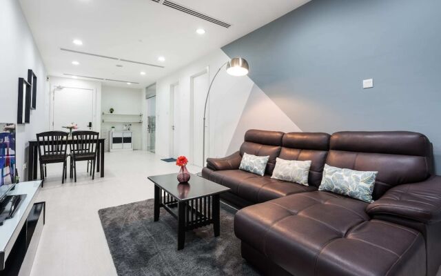 Binjai8 by Plush