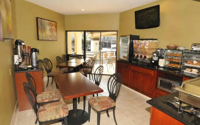 Huntington Beach Inn