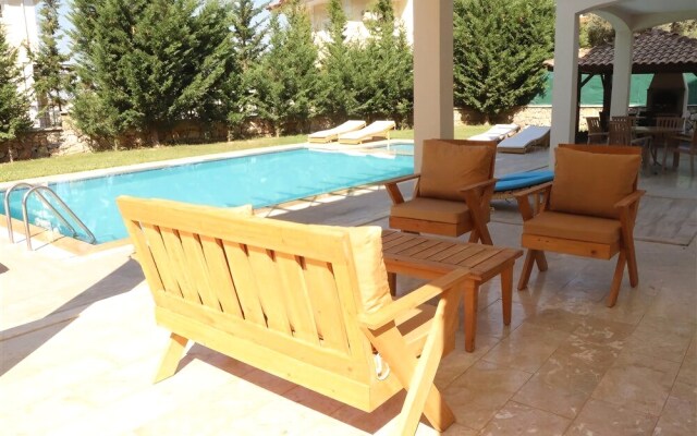 Villa Azelya 6 by Villamnet