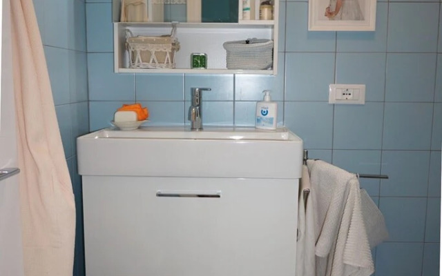 Modern Lovely Studio With Swimming Pool by Beahost Rentals